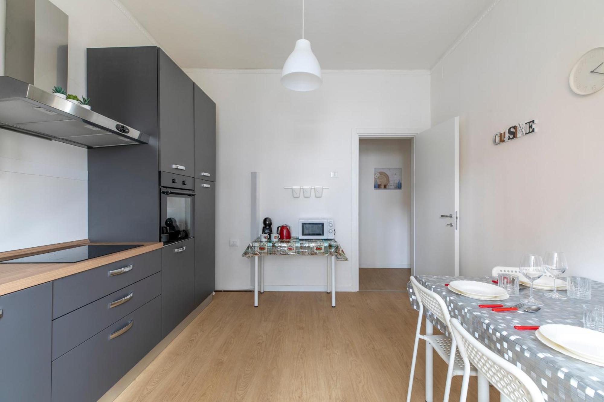 Casa Graziella - A 2 Passi Dal Centro E Stazione Di Verona Bagian luar foto